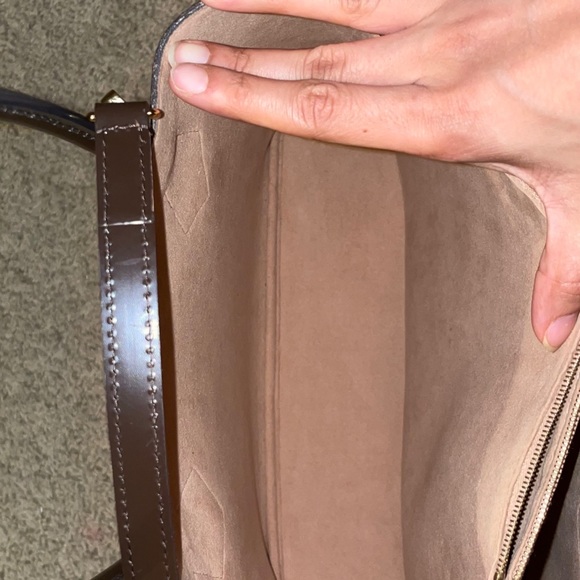 Authentic Louis Vuitton Kensington - Picture 11 of 11